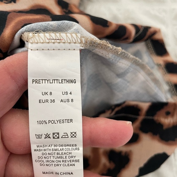 PrettyLittleThing leopard halter jumpsuit - Picture 7 of 7